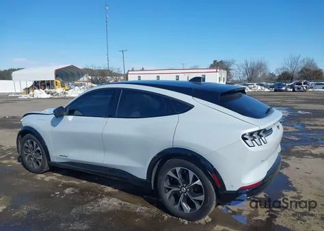 2021 Ford Mustang Mach-E Premium z USA, uszkodzony, nr VIN 3FMTK3SS1MMA56566